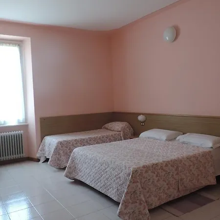 Vapore Hotel 3*