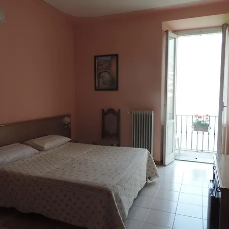 Vapore 3* Torno